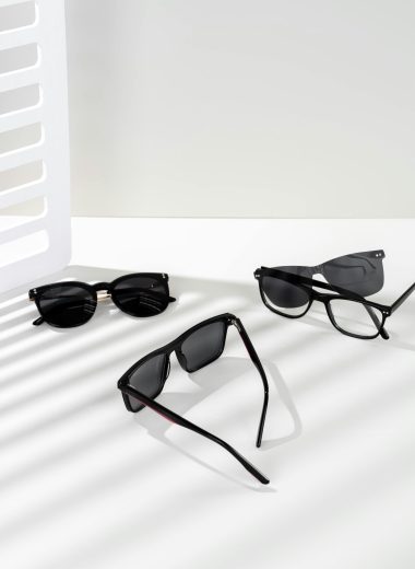 pexels-glassesshop-gs-1317359316-27353347